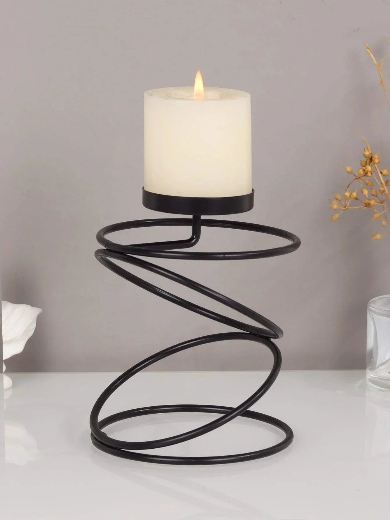 Ins Luxury Style Metal Candle Holders Simple Golden Wedding Decoration Bar Party Living Room Decor Home Decor Candlestick